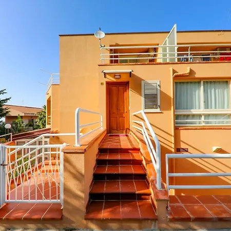 A Casa Nostra Cefalu